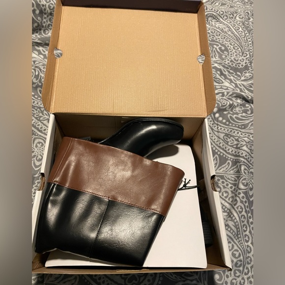 Black brown boots - Picture 3 of 6